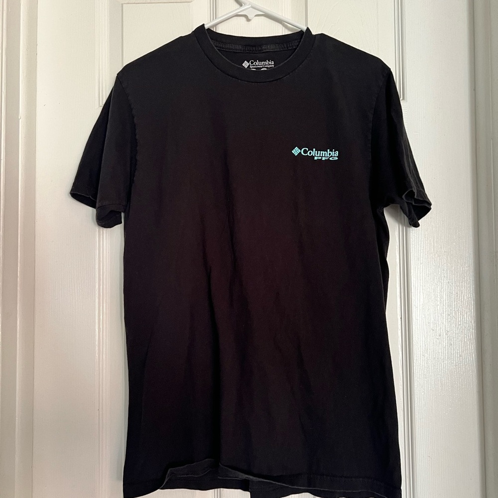 Columbia men short sleeve t-shirt